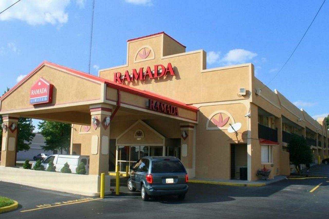 Ramada By Wyndham Baltimore West Esterno foto
